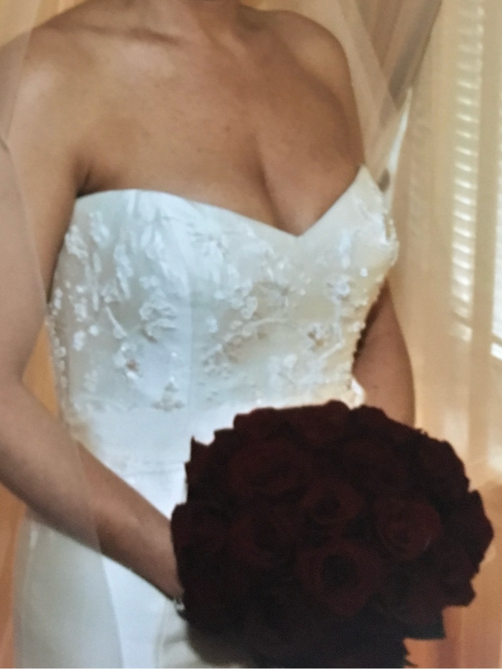 Vera Wang Strapless Sweetheart Gown in White with Dark Red Bouquet
